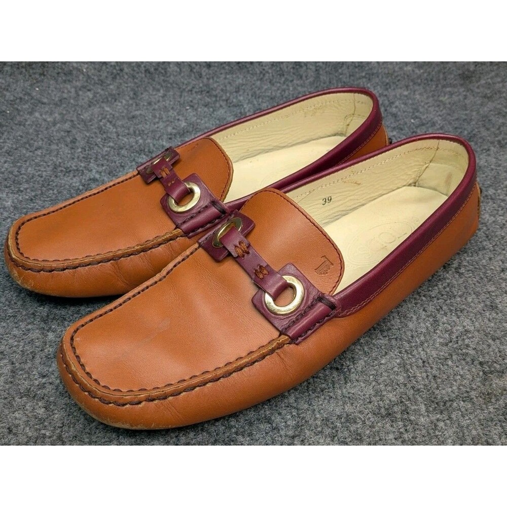 Tod's Women's Leather Driving Loafers Brown Burgundy Size 39 Italy Pebbled Sole - Picture 2 of 16